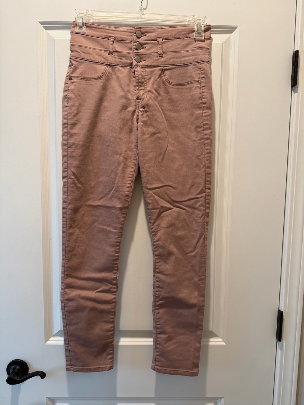refuge High-Rise Skinny Jeans in Khaki